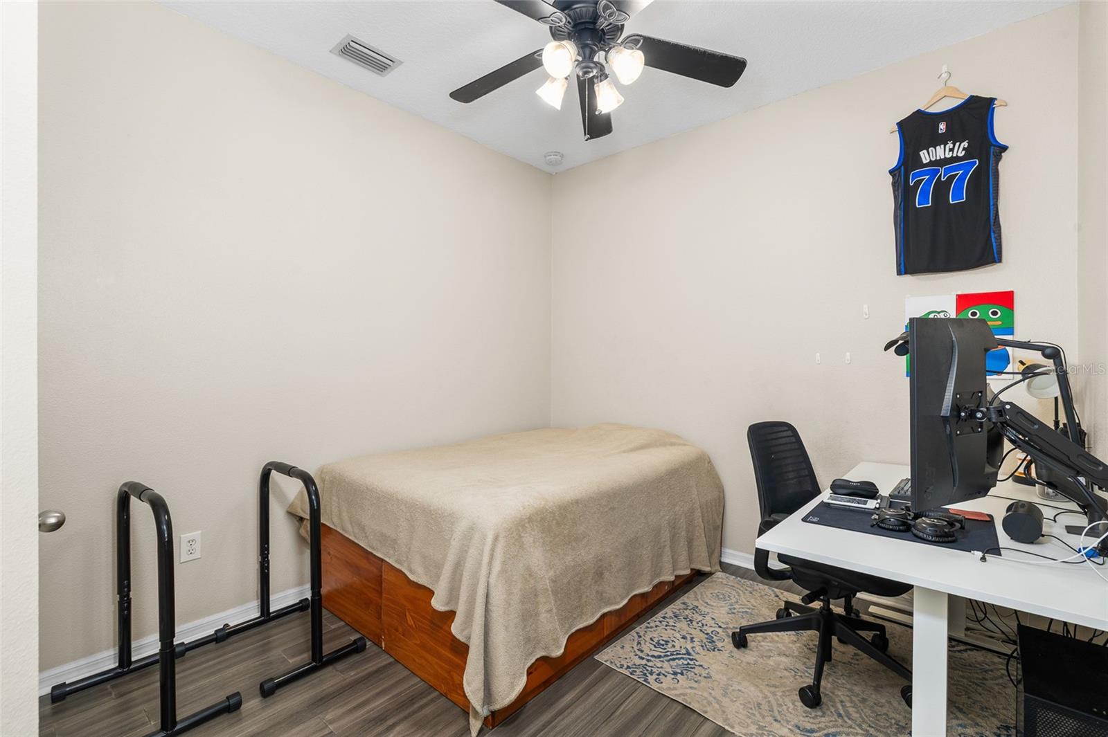 Image 28 of 44 For 12506 Safari Lane