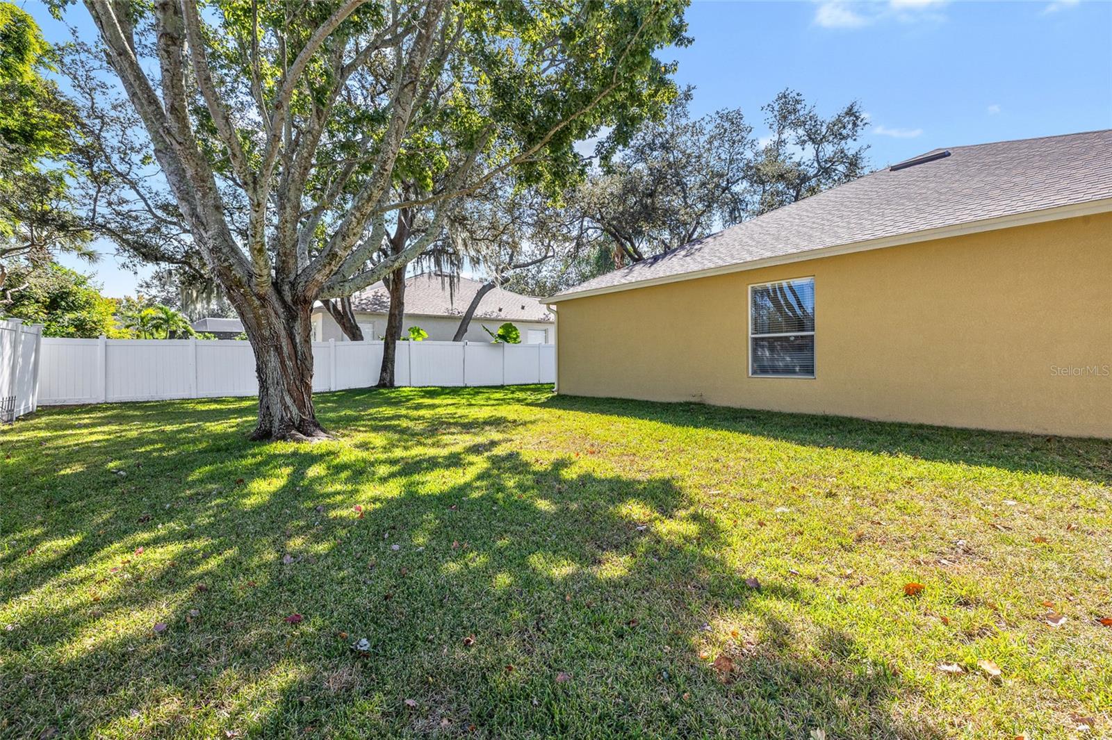 Image 34 of 44 For 12506 Safari Lane