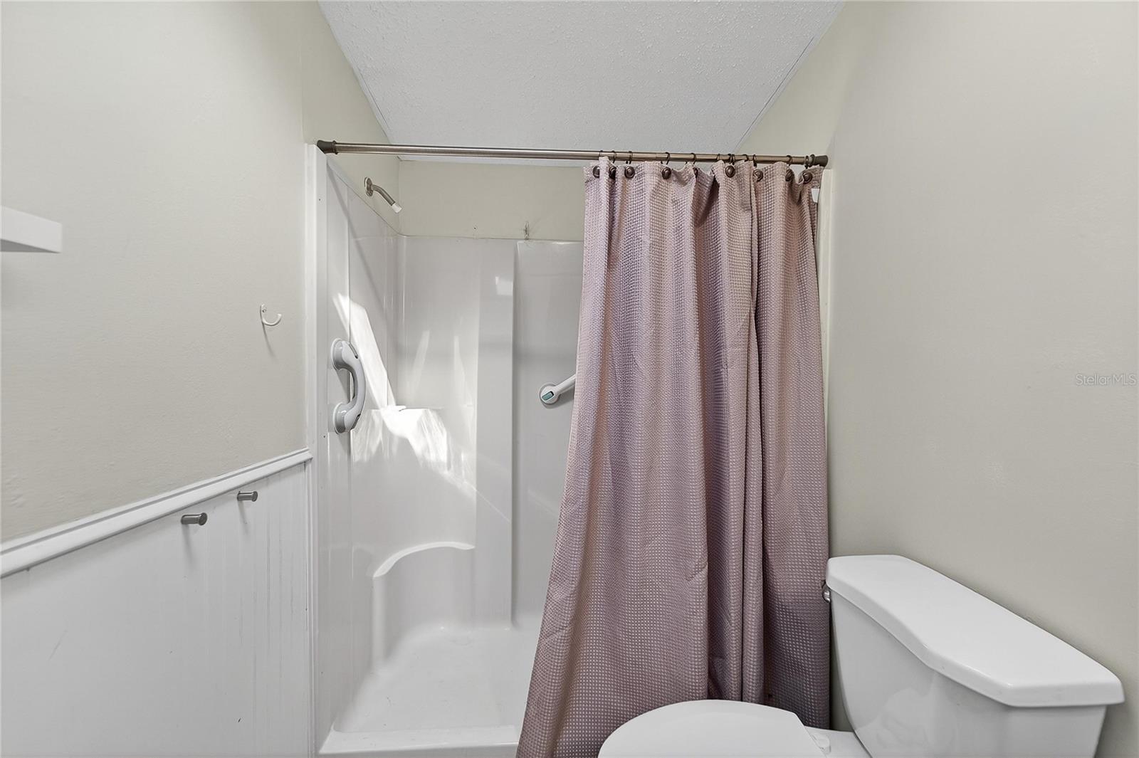 Image 36 of 68 For 502 Brenda Drive