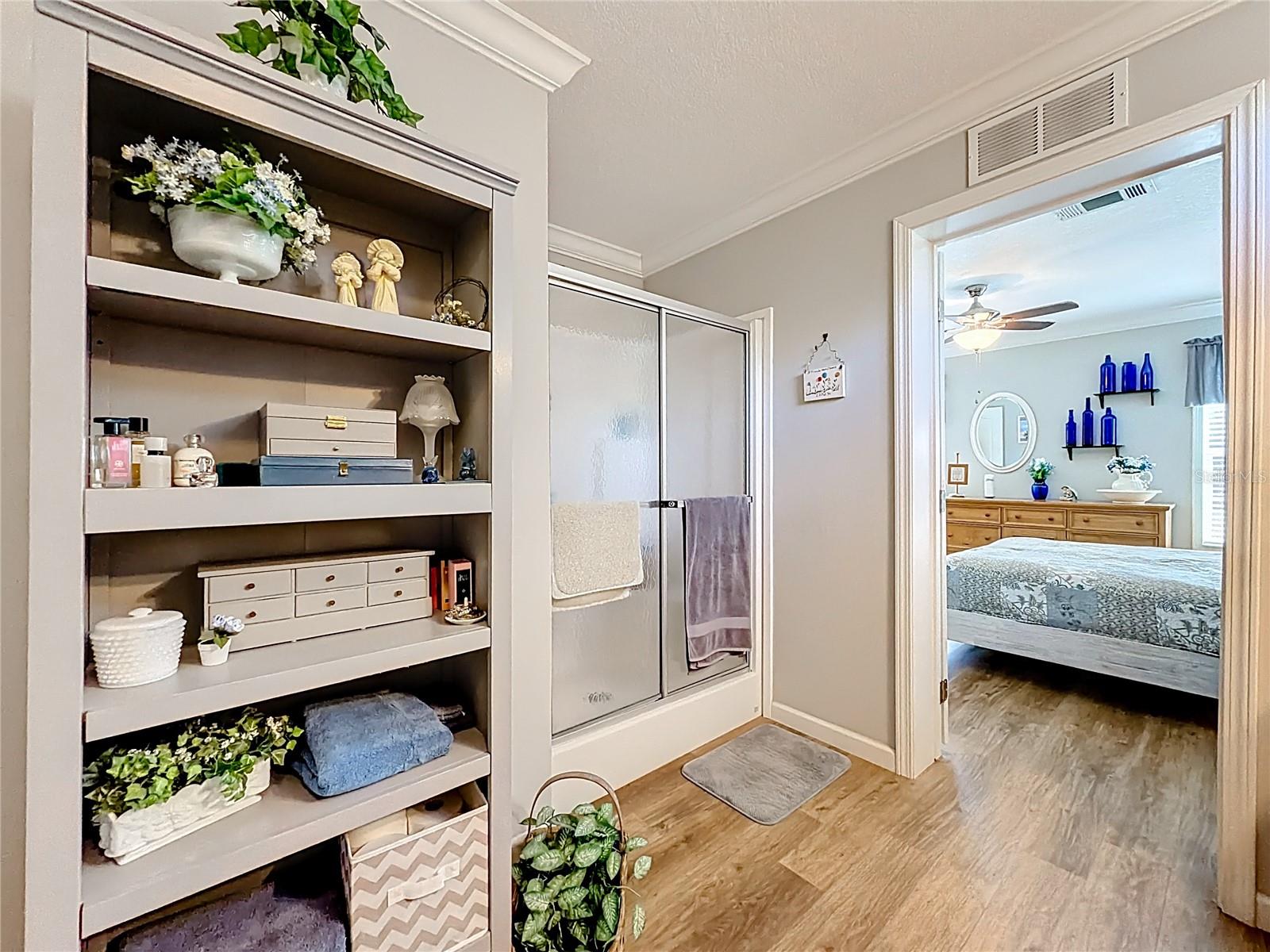 Image 22 of 44 For 690 Sandwedge Drive