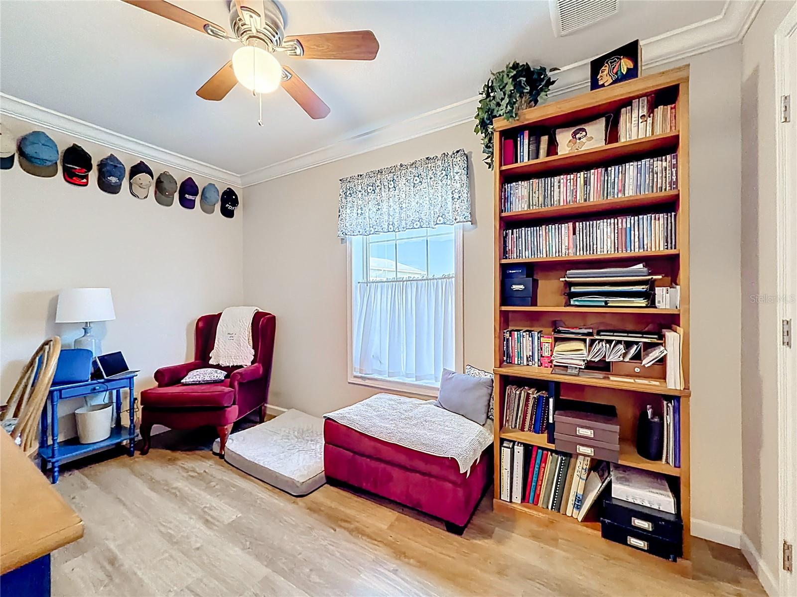 Image 23 of 44 For 690 Sandwedge Drive