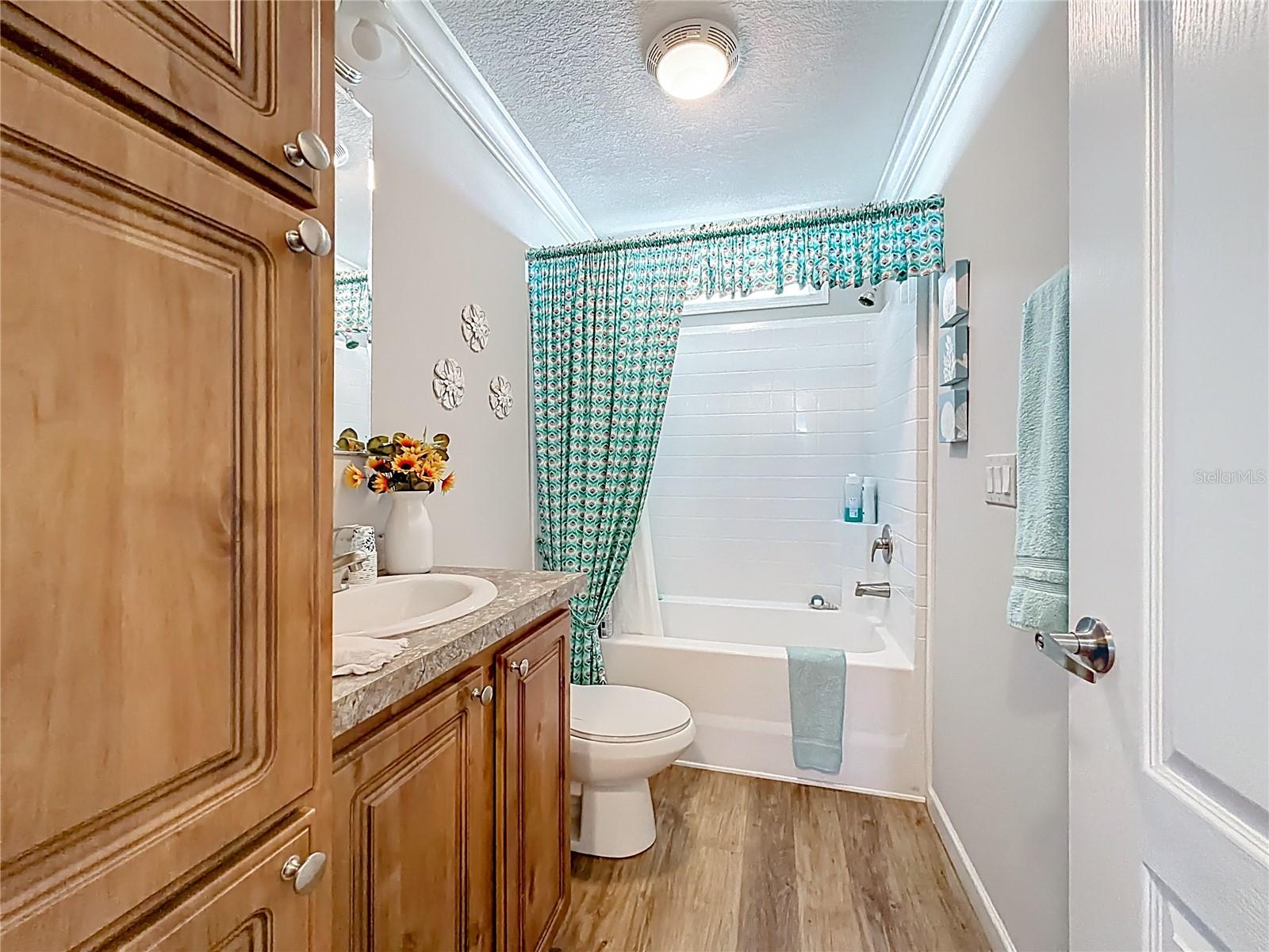 Image 30 of 44 For 690 Sandwedge Drive