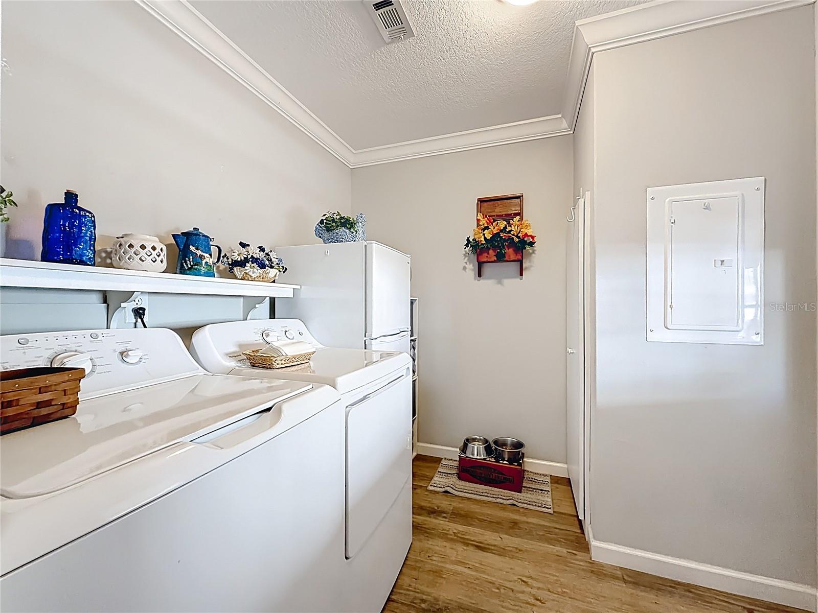 Image 31 of 44 For 690 Sandwedge Drive