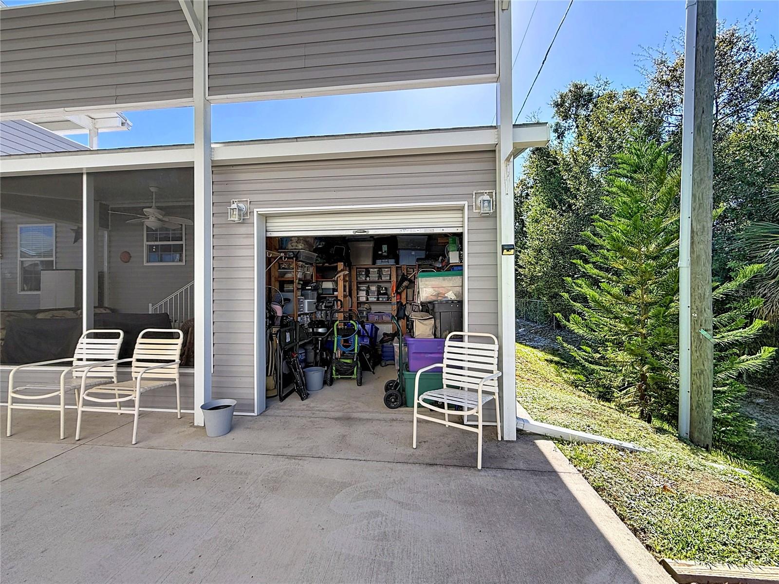 Image 36 of 44 For 690 Sandwedge Drive