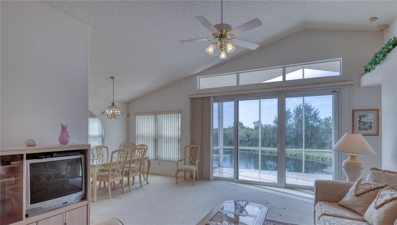 Image 5 of 31 For 718 Lighthouse Drive