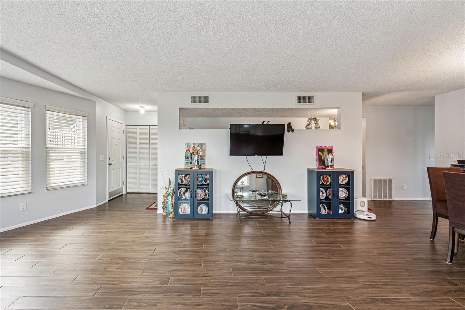 Image 12 of 100 For 2221 Norwegian Drive 41