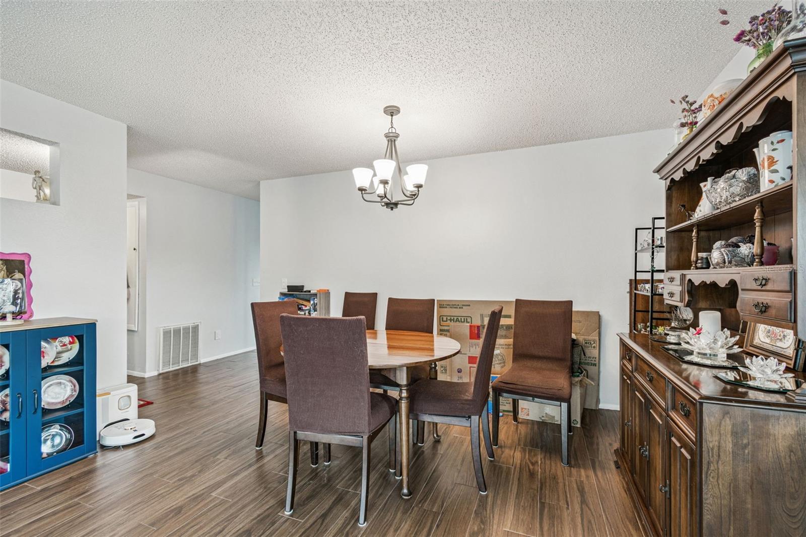 Image 14 of 100 For 2221 Norwegian Drive 41