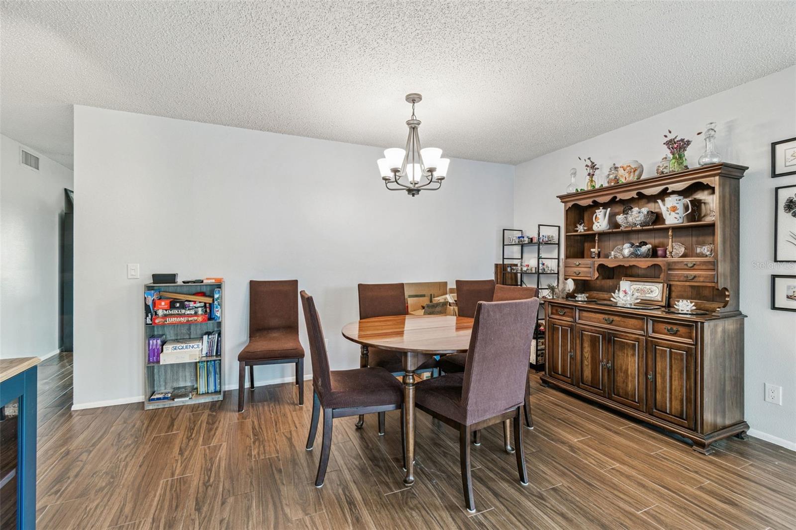 Image 15 of 100 For 2221 Norwegian Drive 41