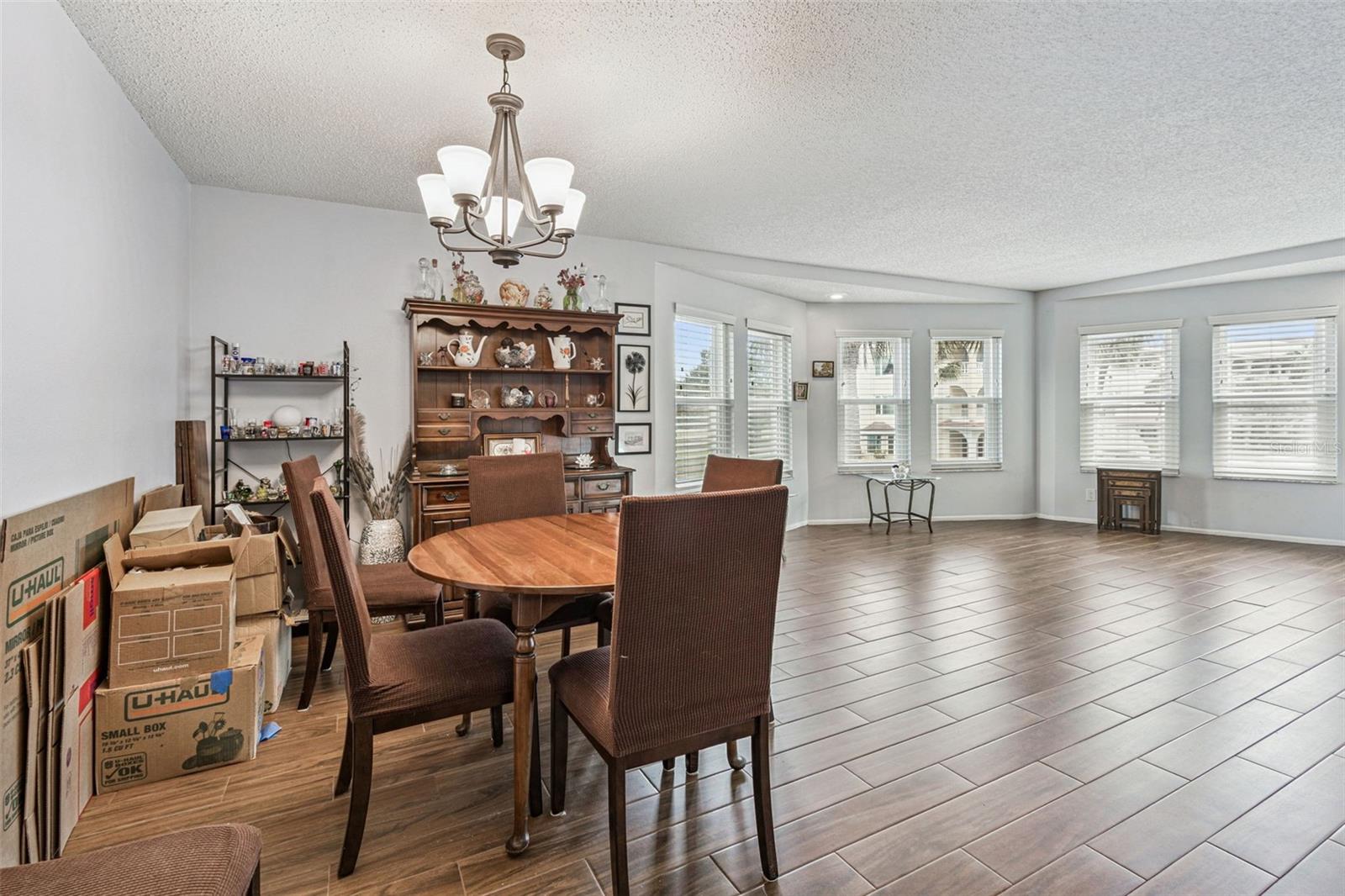 Image 16 of 100 For 2221 Norwegian Drive 41