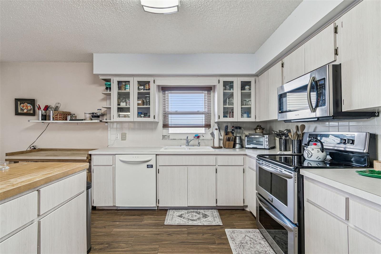 Image 24 of 100 For 2221 Norwegian Drive 41