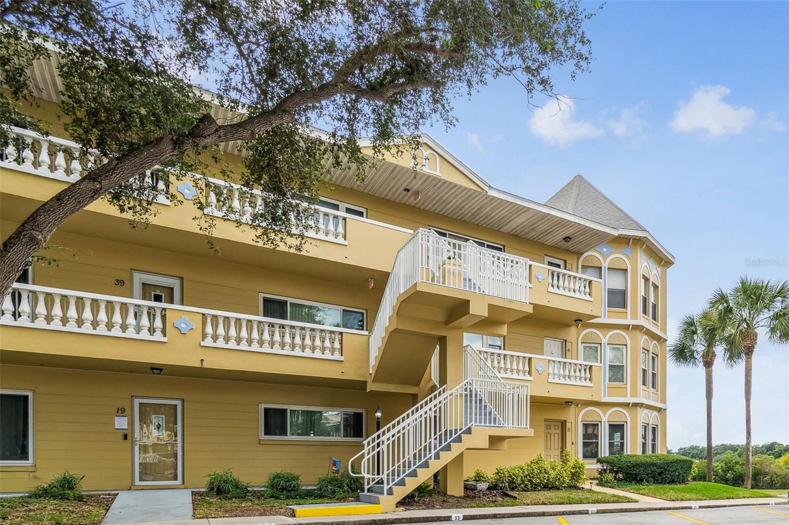 Image 3 of 100 For 2221 Norwegian Drive 41