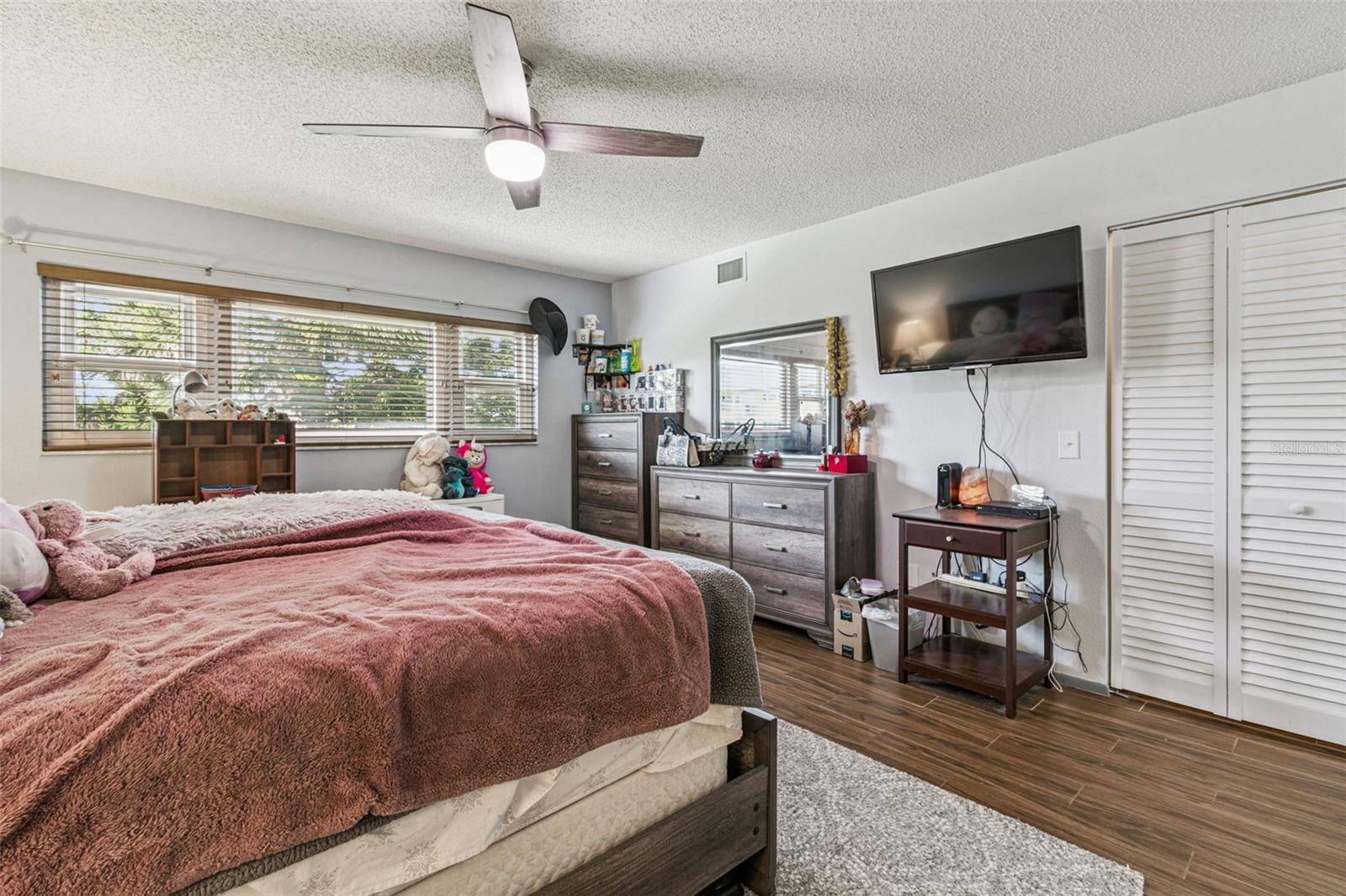 Image 39 of 100 For 2221 Norwegian Drive 41