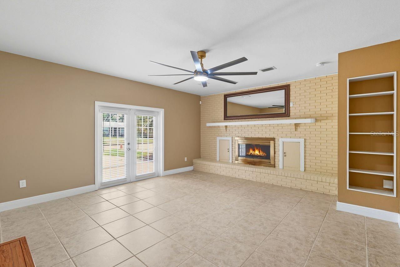 Image 19 of 31 For 3707 Pelican Lane