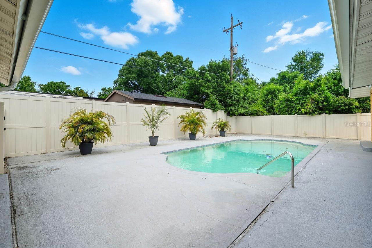 Image 7 of 31 For 3707 Pelican Lane