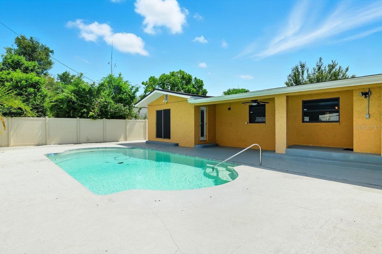 Image 8 of 31 For 3707 Pelican Lane