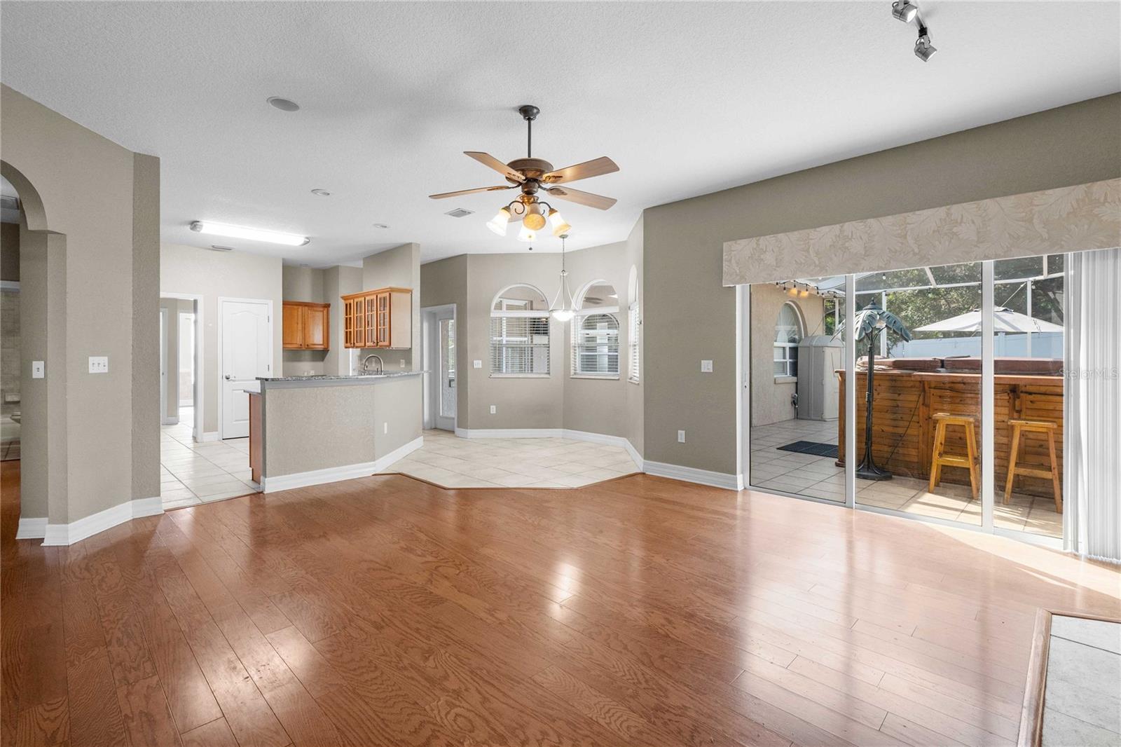 Image 14 of 38 For 2276 Colony Club Drive