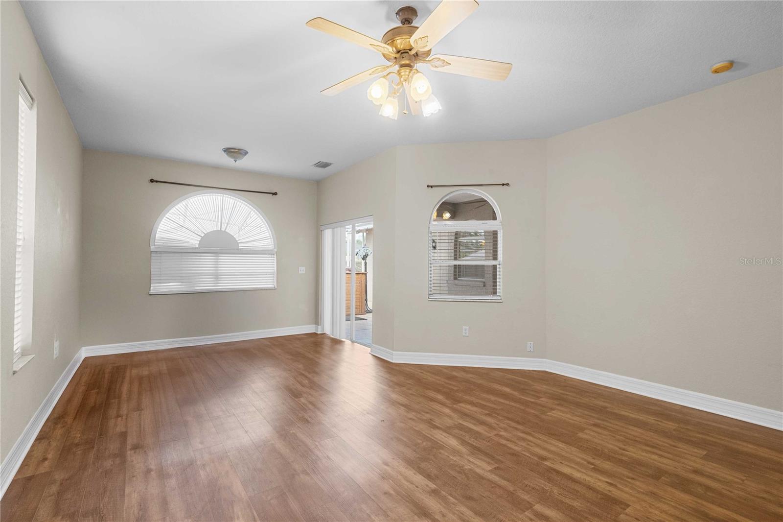 Image 19 of 38 For 2276 Colony Club Drive