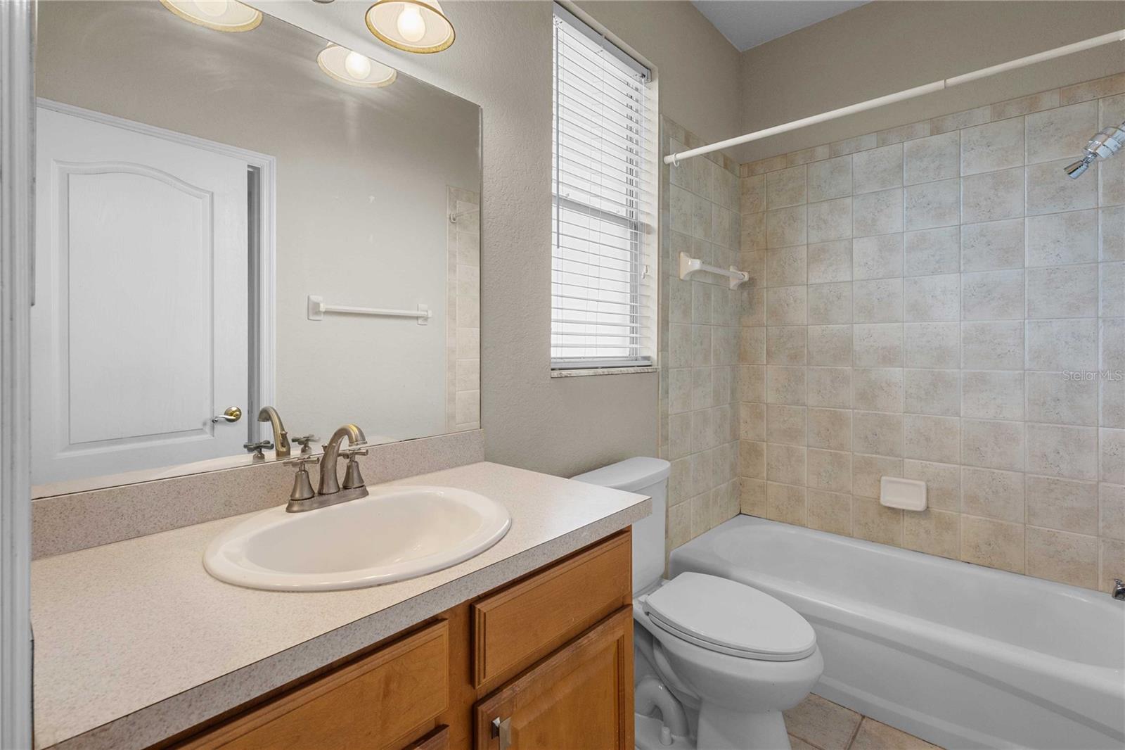 Image 25 of 38 For 2276 Colony Club Drive