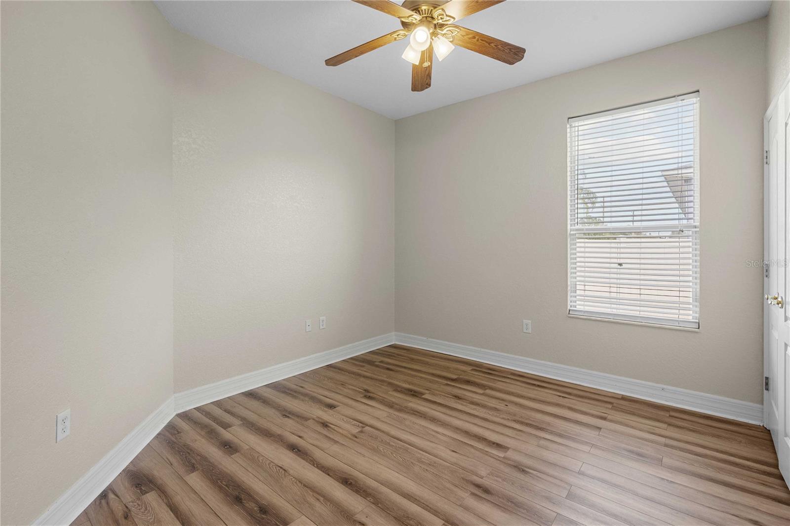 Image 26 of 38 For 2276 Colony Club Drive