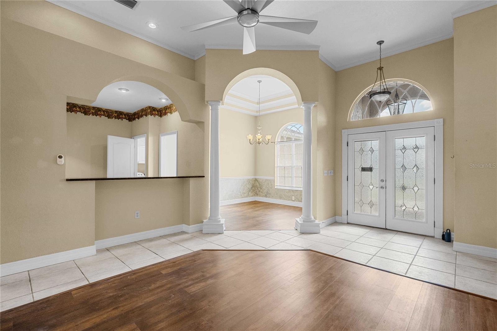 Image 4 of 38 For 2276 Colony Club Drive