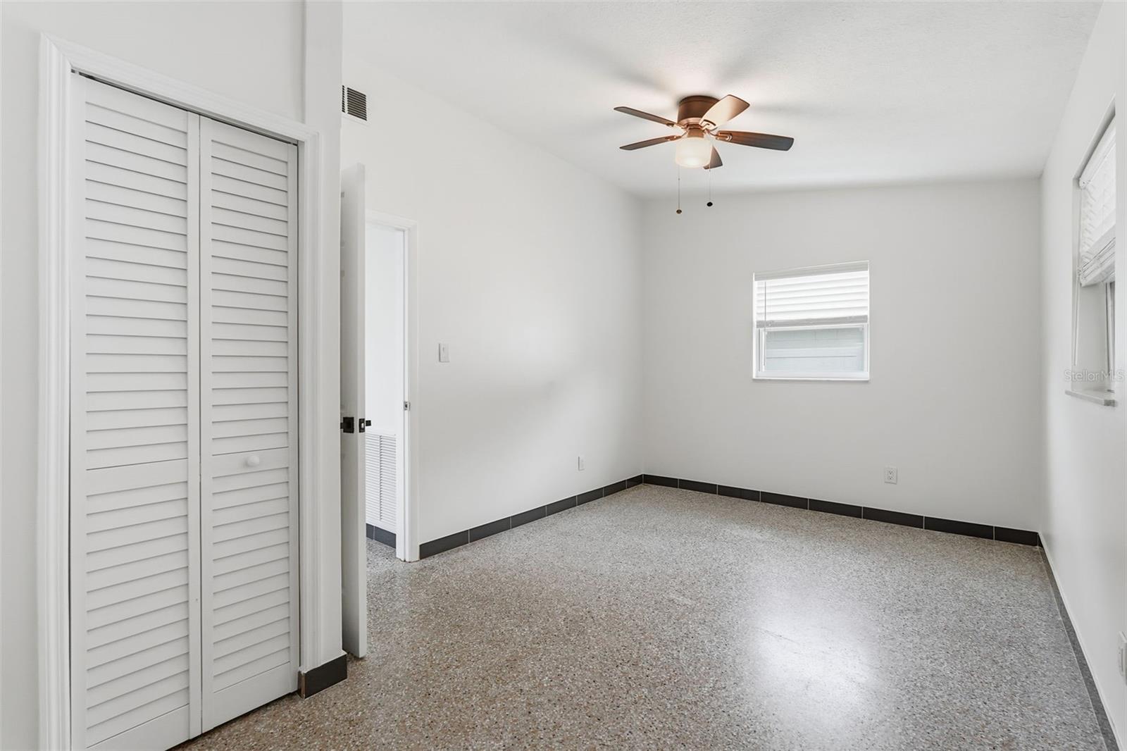 Image 13 of 29 For 3297 Hillsdale Avenue