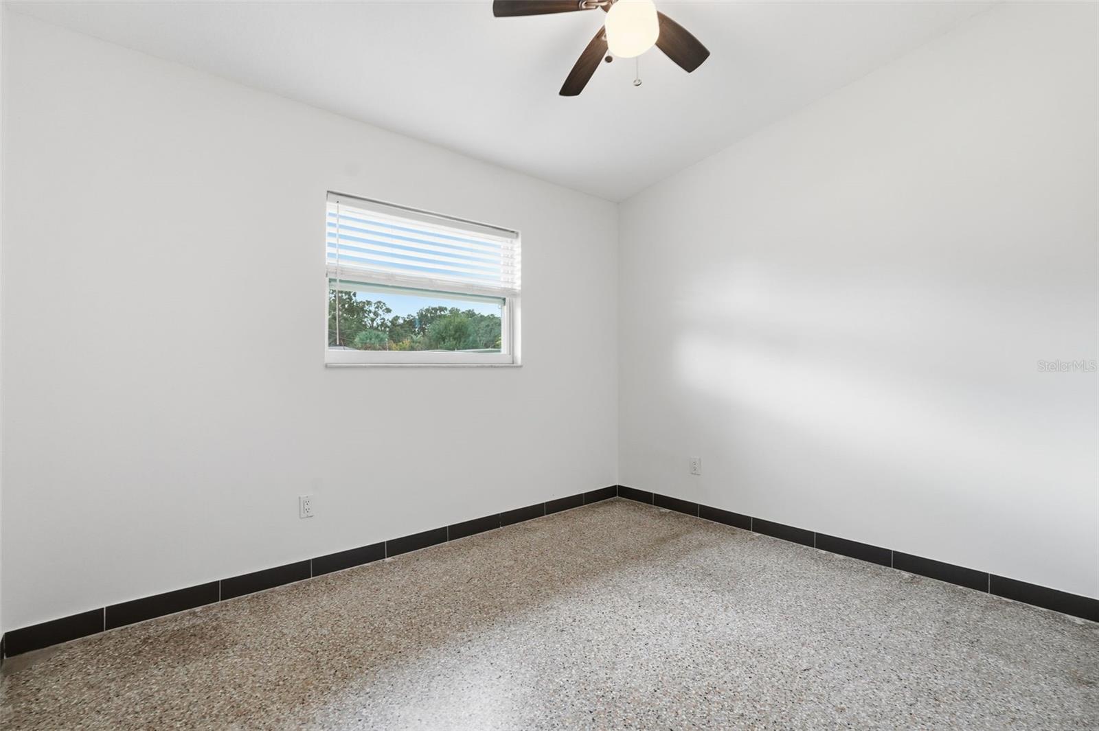 Image 20 of 29 For 3297 Hillsdale Avenue