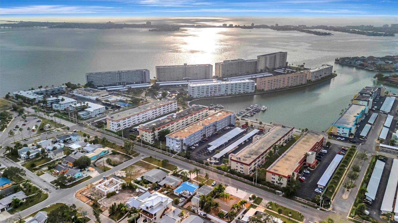 Image 18 of 29 For 3010 59th Street S 306