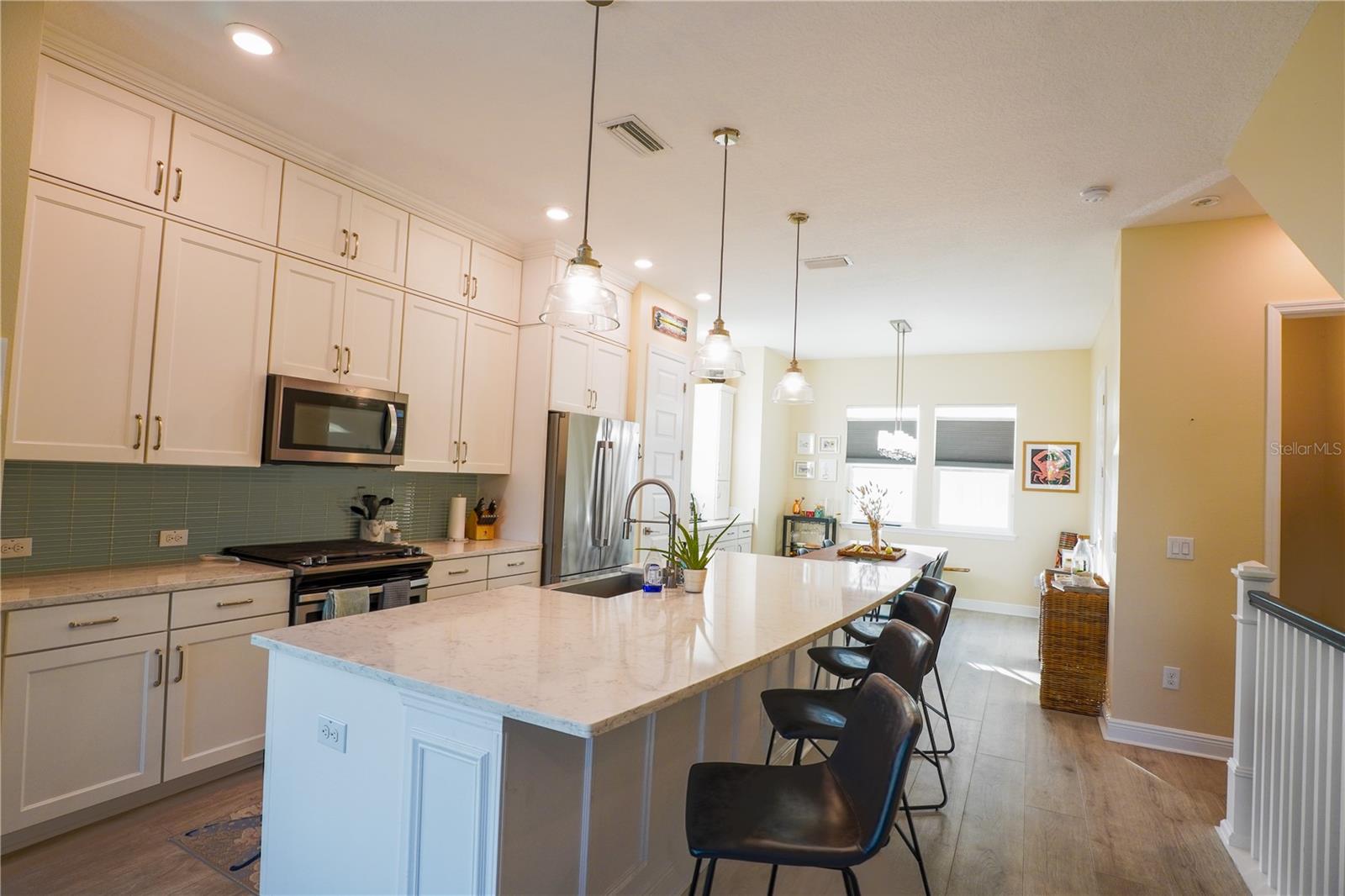 Image 15 of 33 For 260 8th Street N