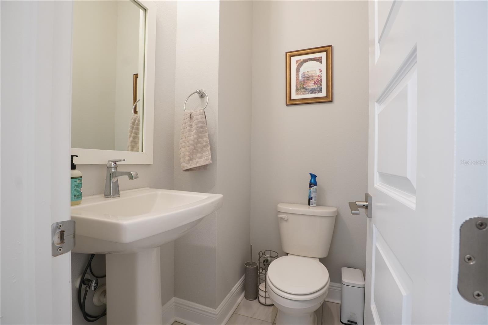 Image 18 of 33 For 260 8th Street N