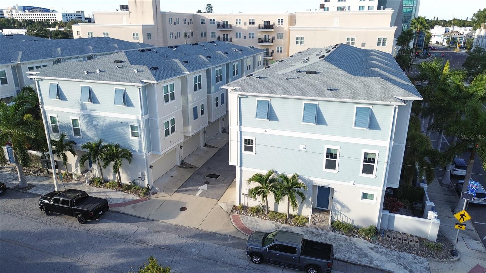 Image 2 of 33 For 260 8th Street N