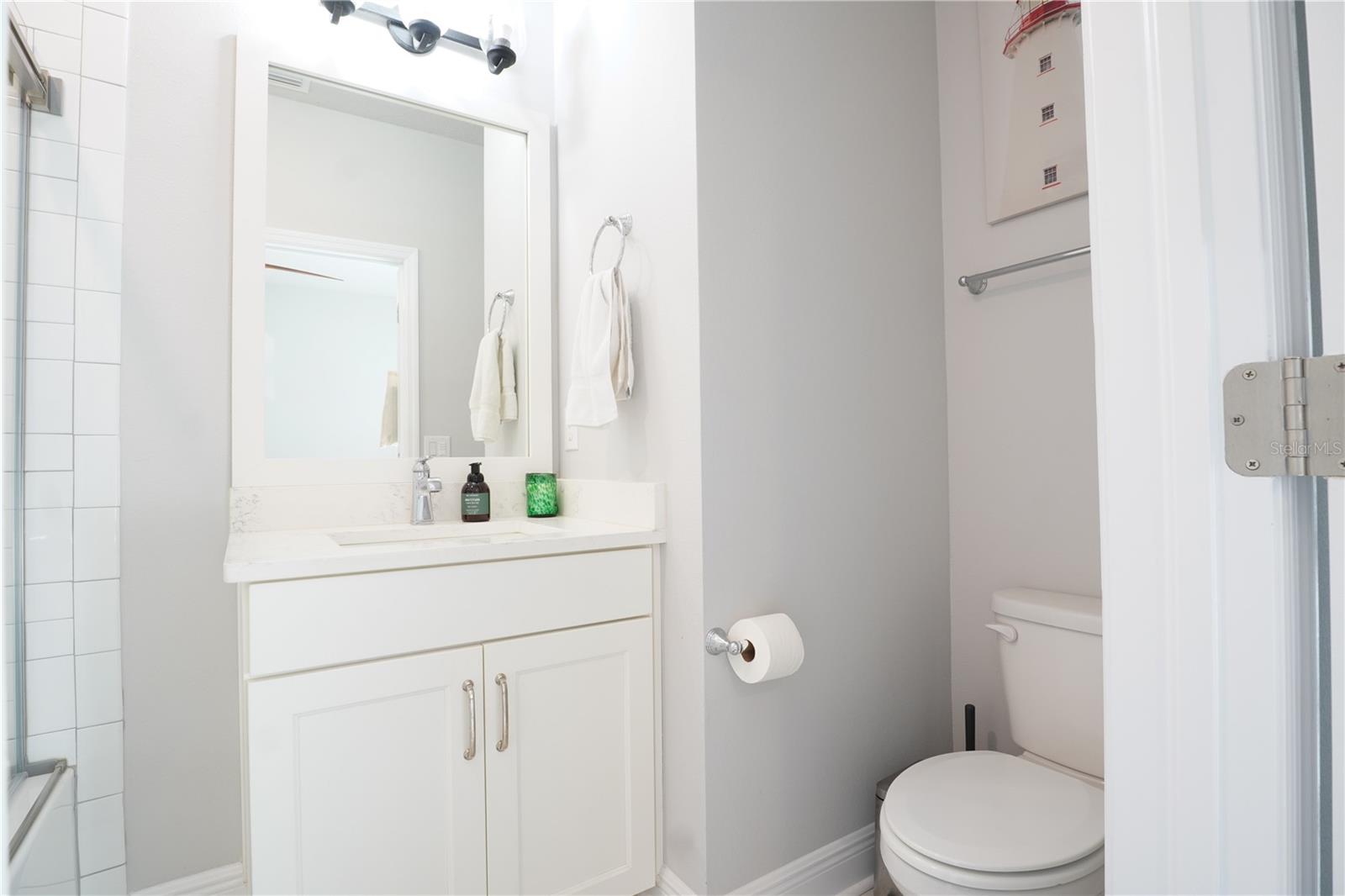 Image 22 of 33 For 260 8th Street N