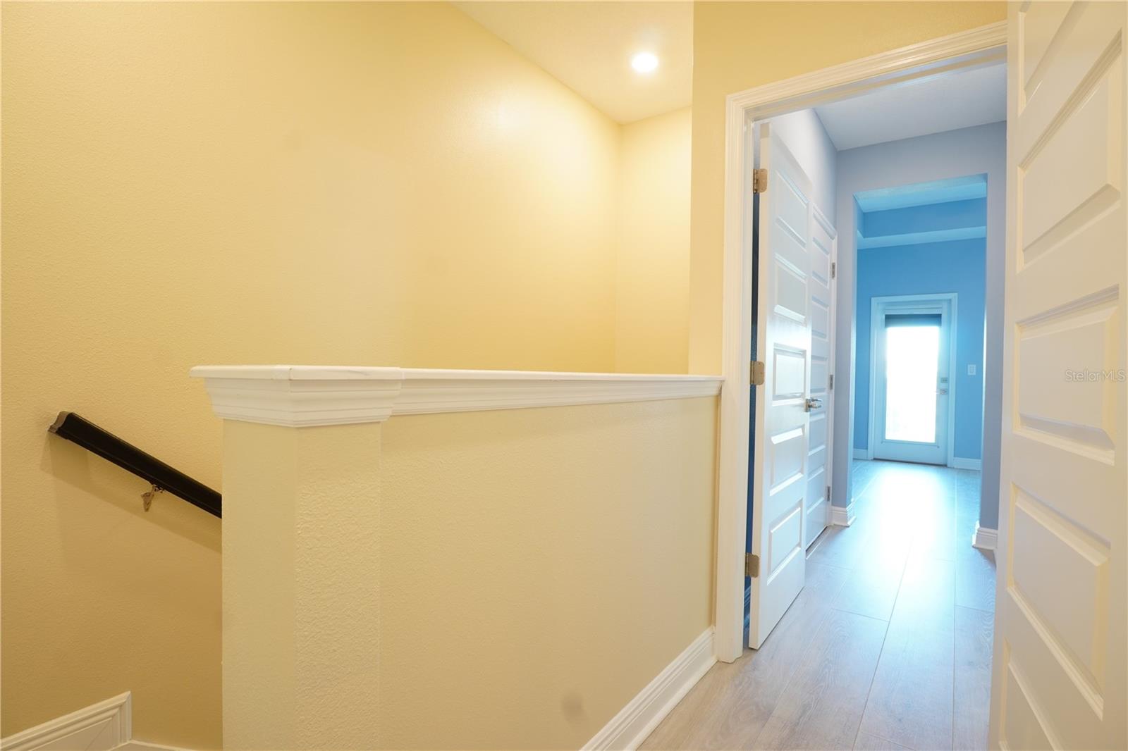 Image 28 of 33 For 260 8th Street N