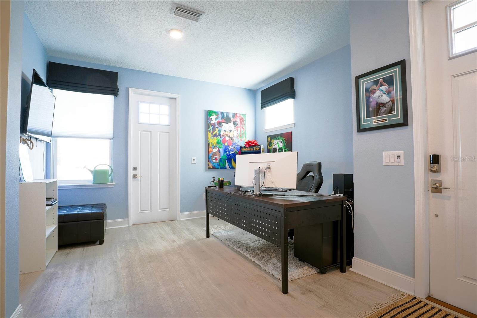 Image 7 of 33 For 260 8th Street N