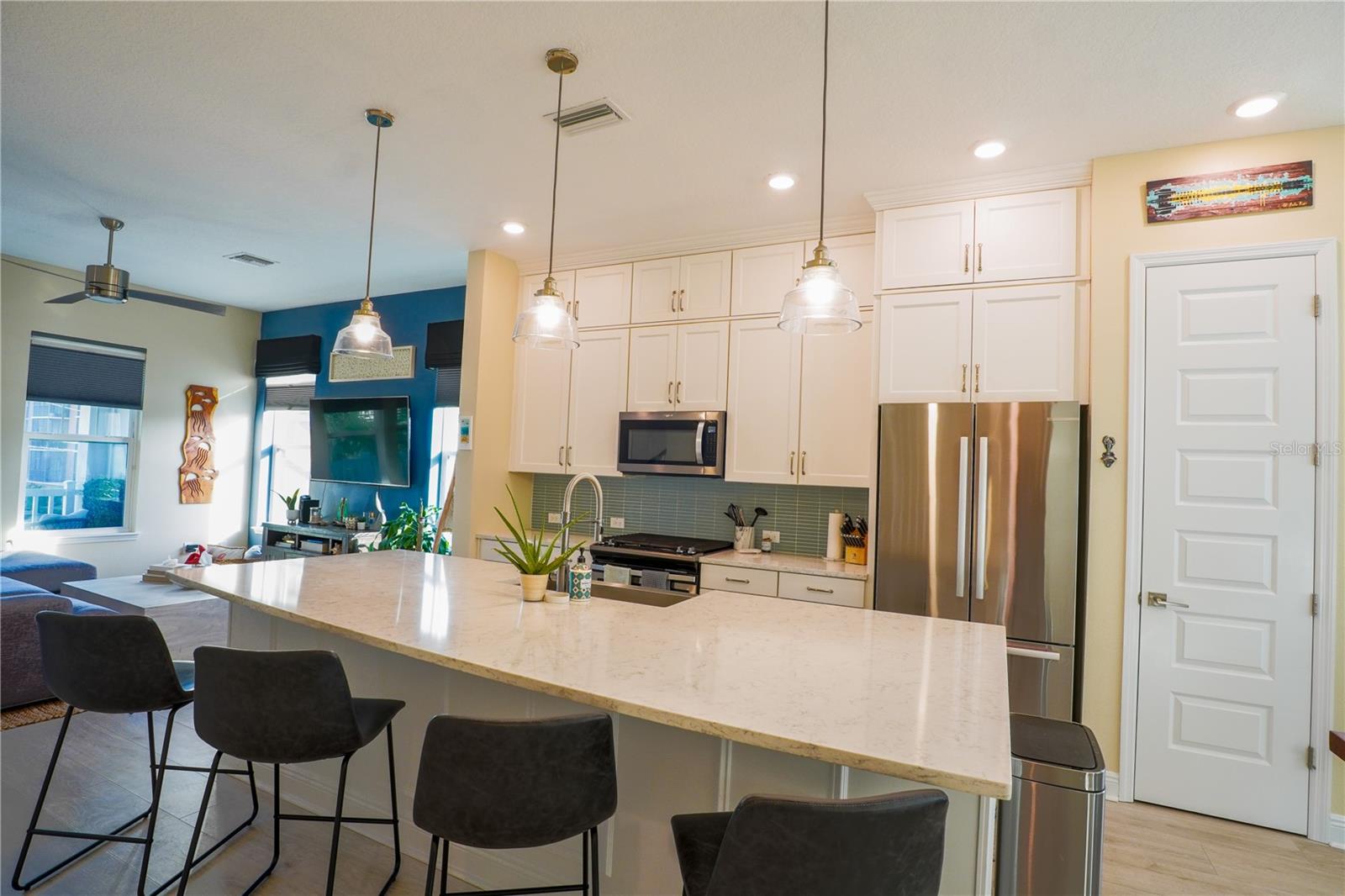 Image 9 of 33 For 260 8th Street N