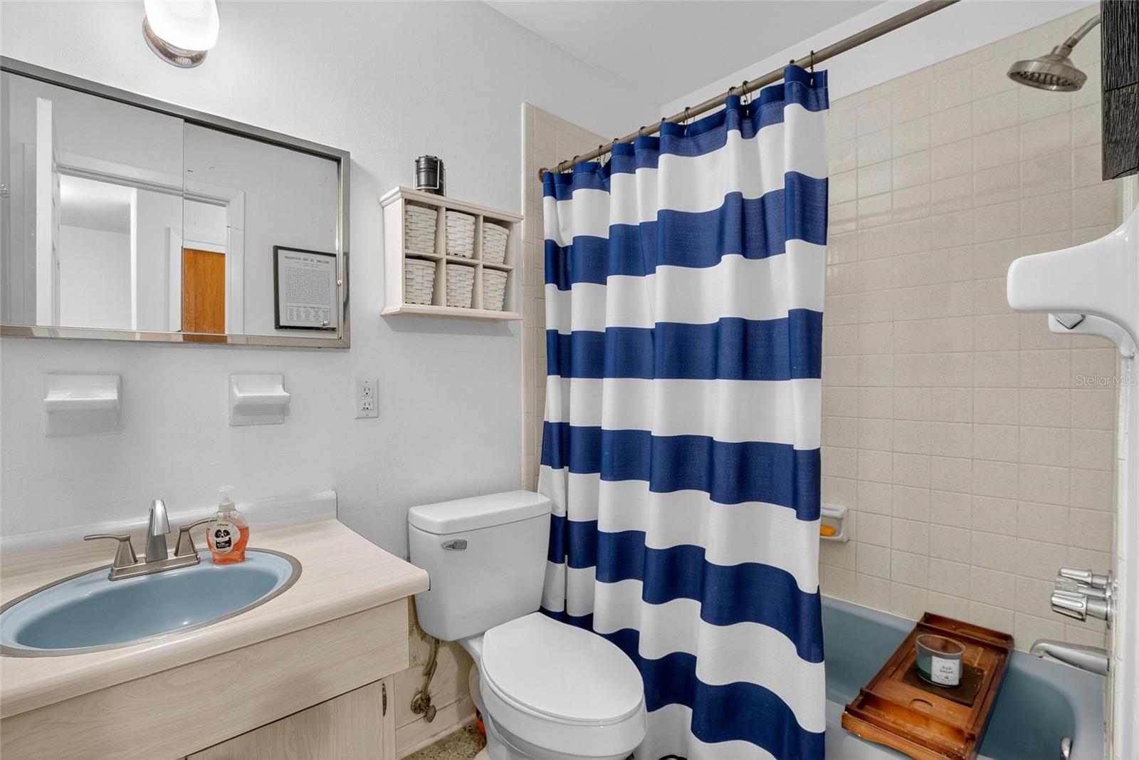 Image 31 of 39 For 7909 West Pocahontas Avenue