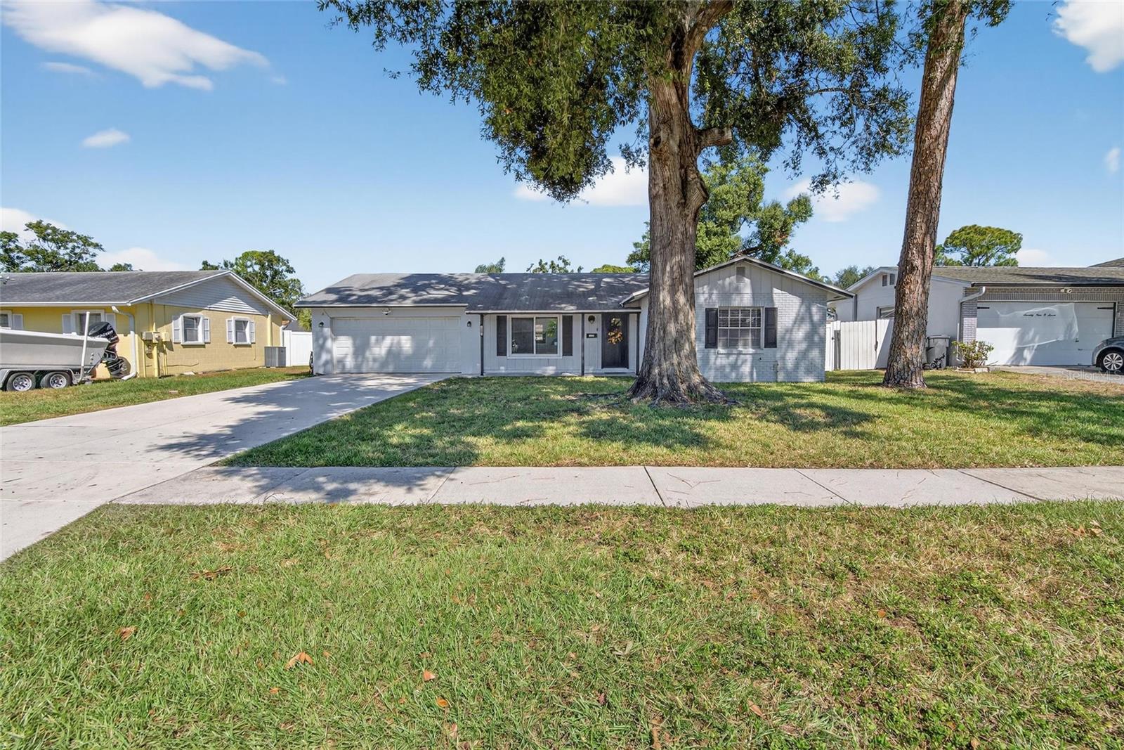 Image 4 of 39 For 7909 West Pocahontas Avenue