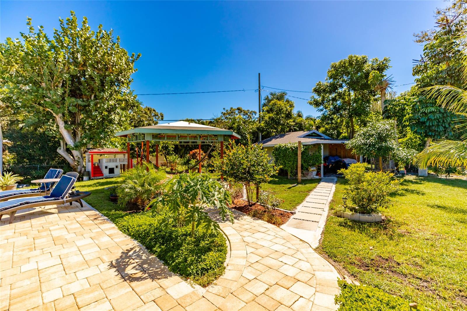 Image 23 of 37 For 2512 13th Street