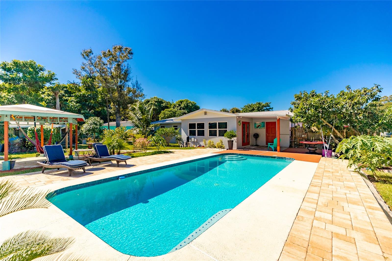 Image 24 of 37 For 2512 13th Street