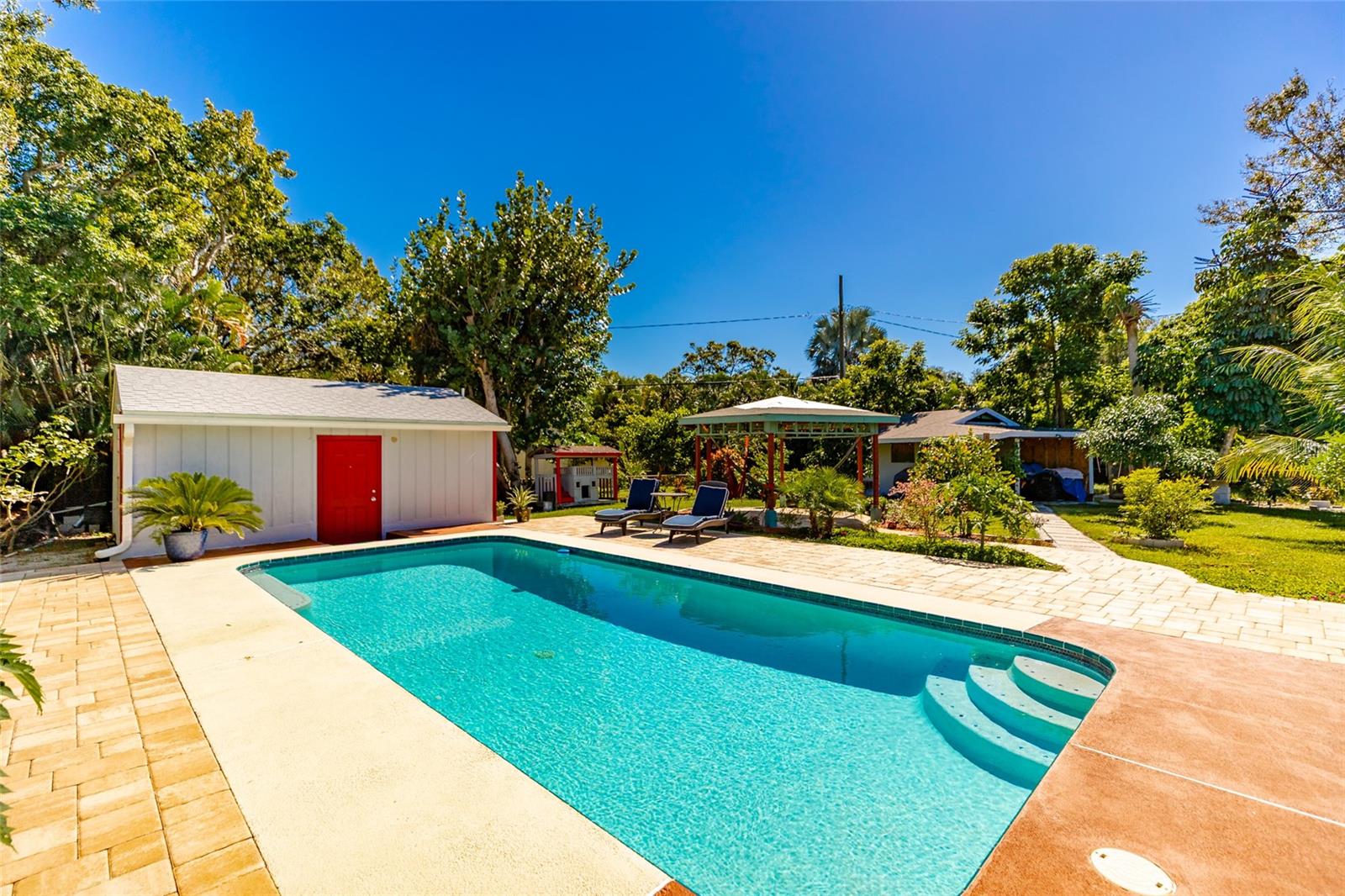 Image 26 of 37 For 2512 13th Street