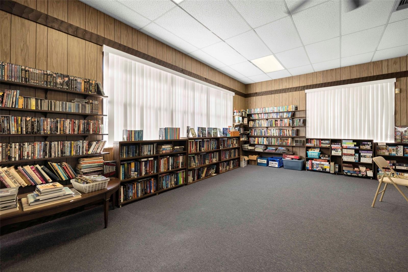 Image 28 of 49 For 400 Glennes Lane 206