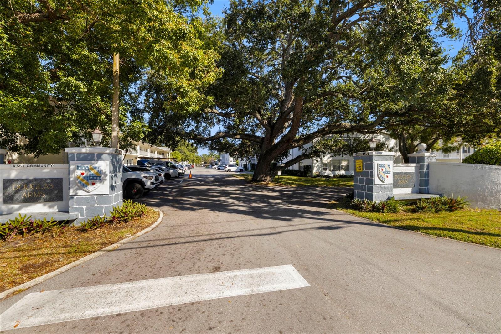 Image 29 of 49 For 400 Glennes Lane 206