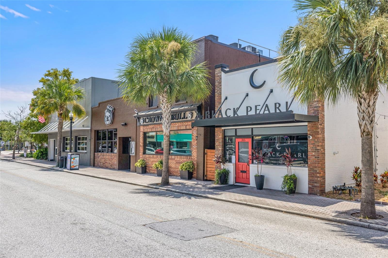 Image 34 of 49 For 400 Glennes Lane 206