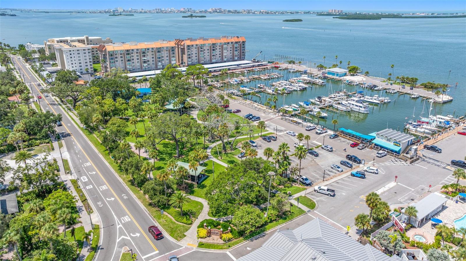 Image 41 of 49 For 400 Glennes Lane 206