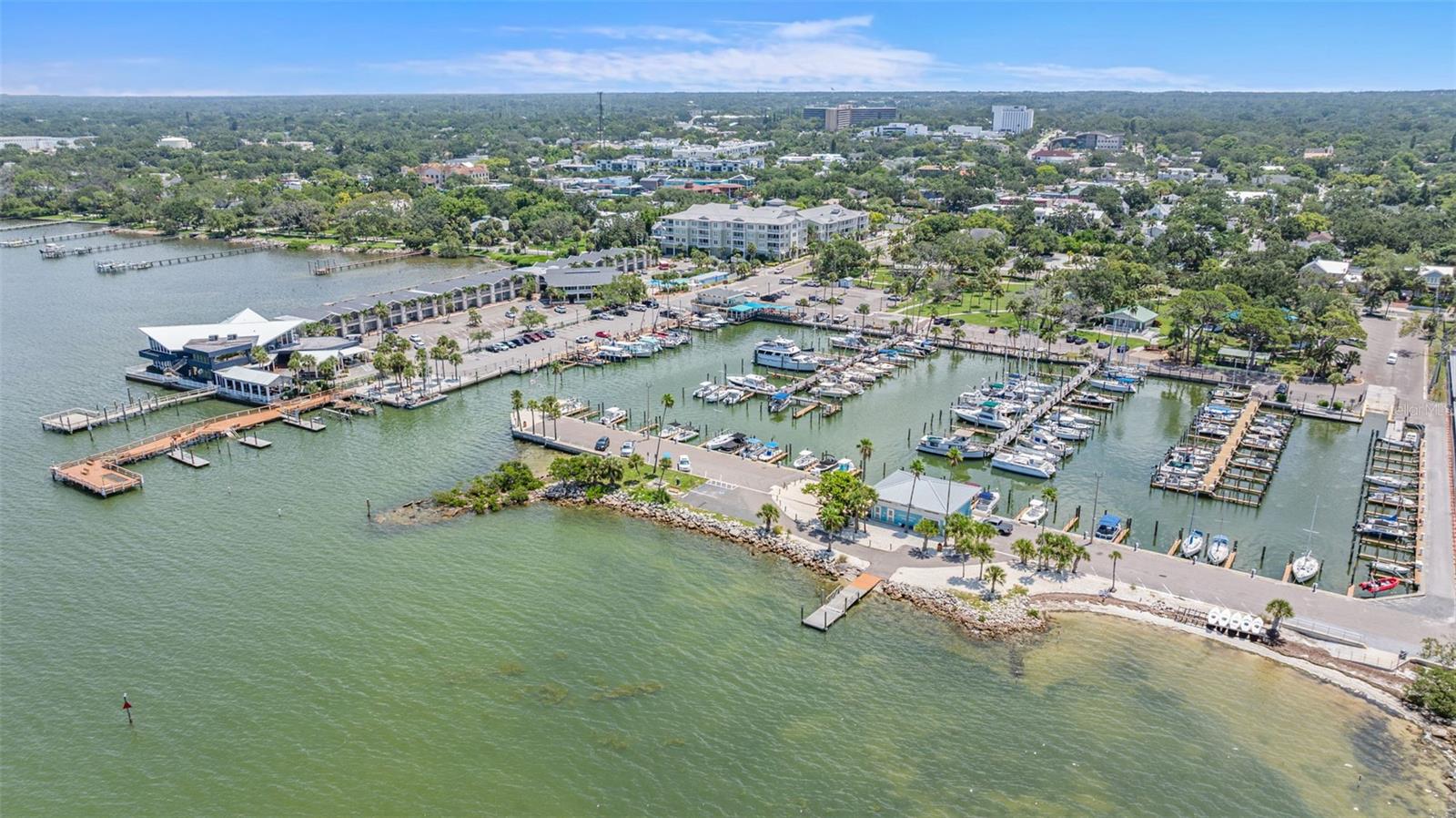 Image 42 of 49 For 400 Glennes Lane 206