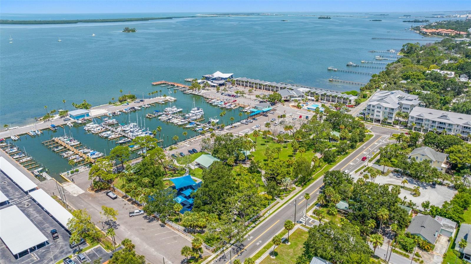 Image 48 of 49 For 400 Glennes Lane 206