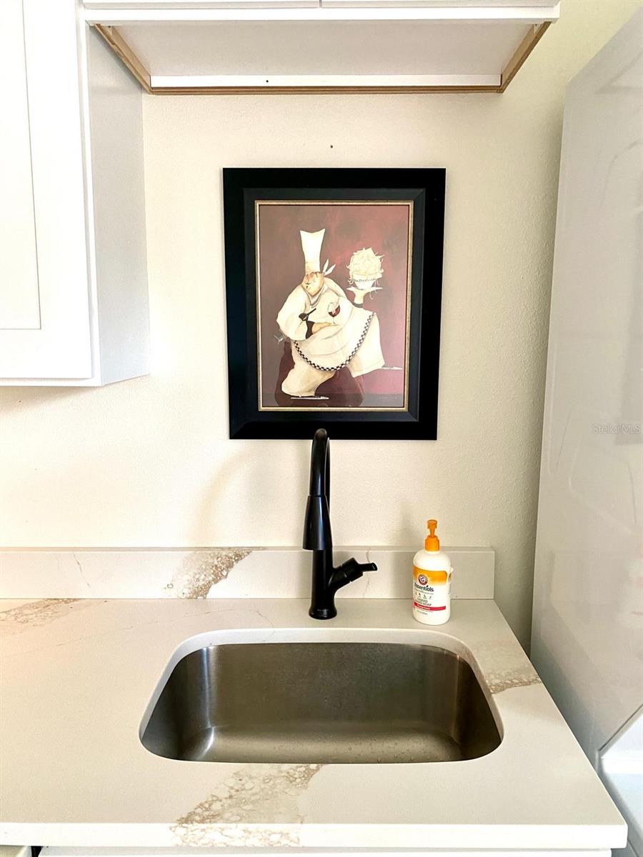 Image 15 of 56 For 415 Maple Way A & B