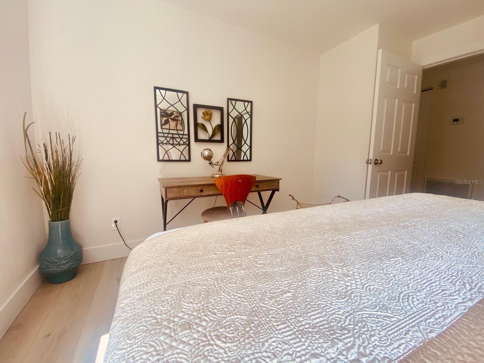 Image 21 of 56 For 415 Maple Way A & B