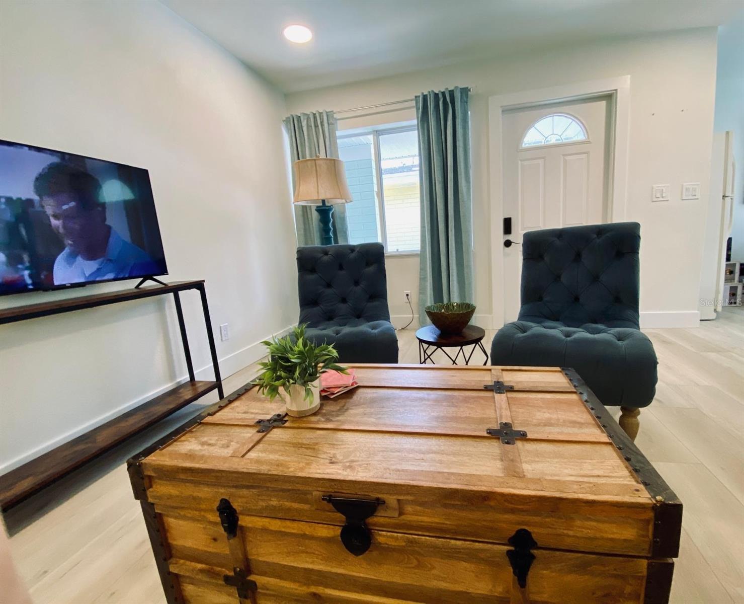 Image 27 of 56 For 415 Maple Way A & B