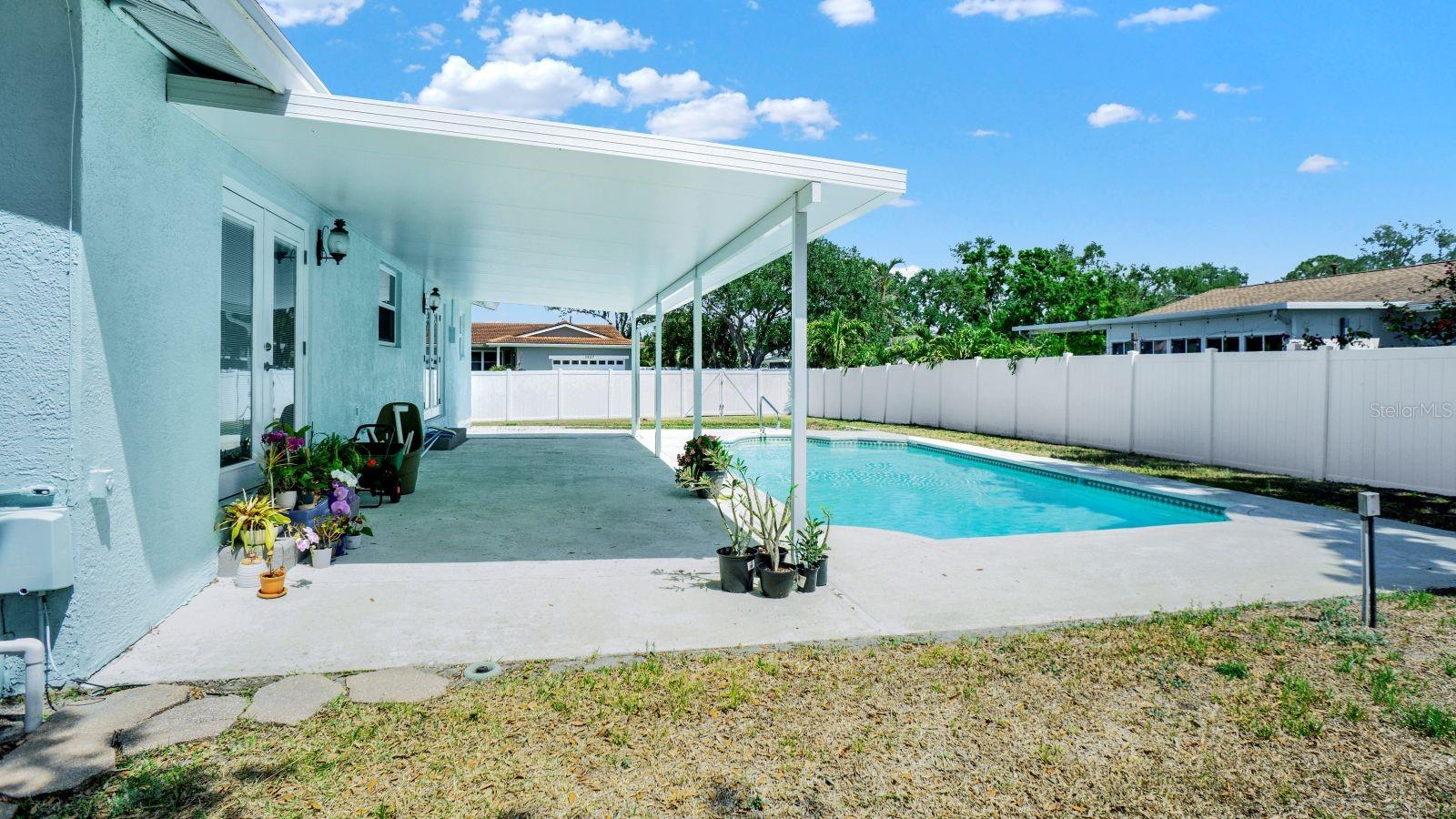 Image 3 of 17 For 6035 19th Street Ne