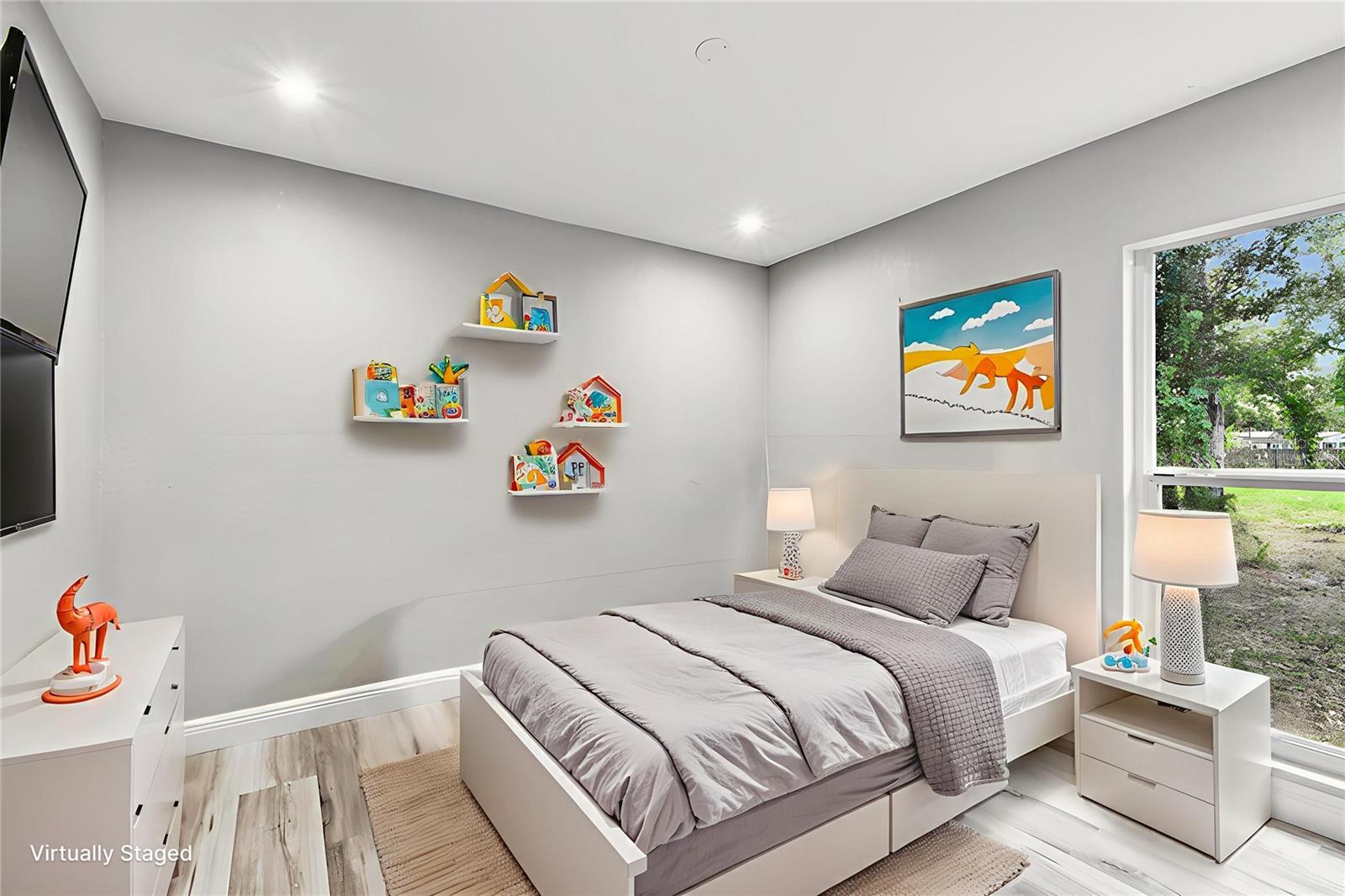 Image 28 of 45 For 6005 Lakeside Drive